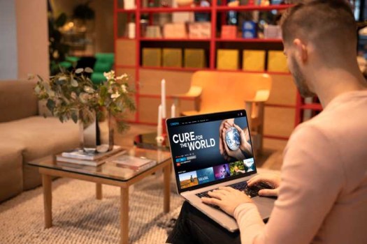 هل يمكن استخدام iptv على أكثر من جهاز؟